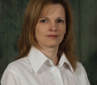Dr. Cseh Erika
